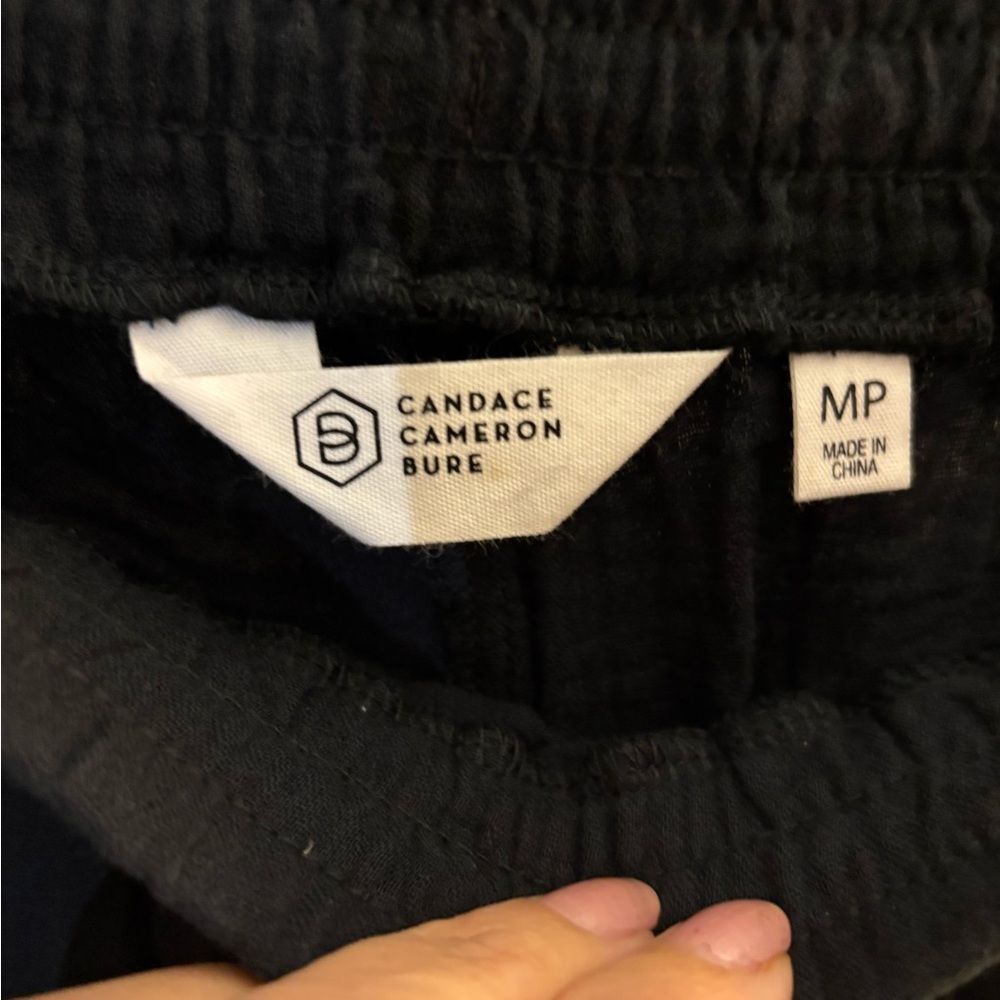 Candace Cameron Bure Black Gauze Women's Pants Sz Med petite - Picture 4 of 7